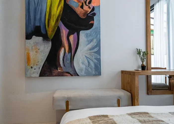 Blue Wave Luxury 3 Bedroom & Private Pool Villa