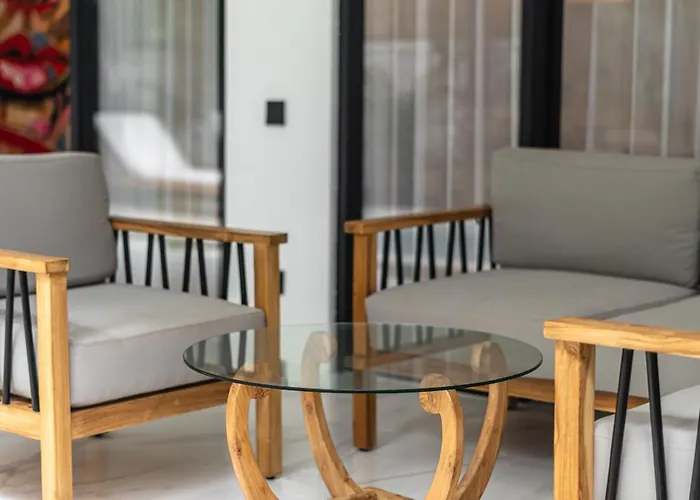 Blue Wave Luxury 3 Bedroom & Private Pool * Ubud