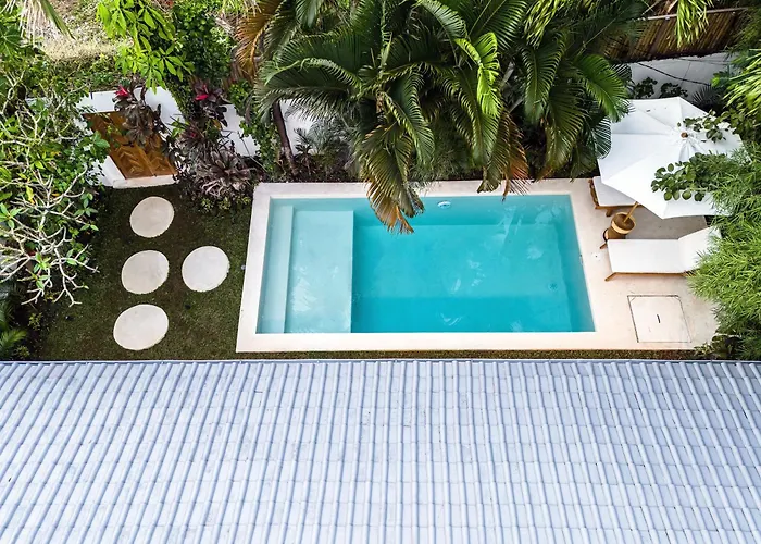 Villa Blue Wave Luxury 3 Bedroom & Private Pool
