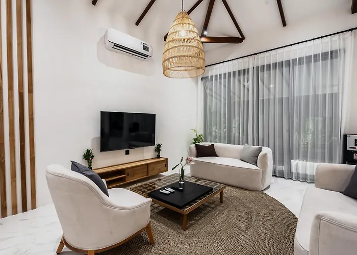 Villa Blue Wave Luxury 3 Bedroom & Private Pool