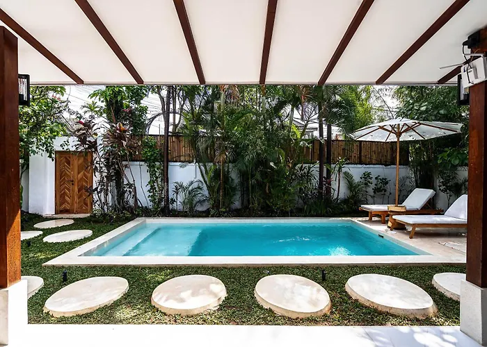 Blue Wave Luxury 3 Bedroom & Private Pool